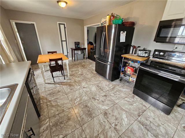 12684 Taylor Wells Road, Chardon, OH 44024