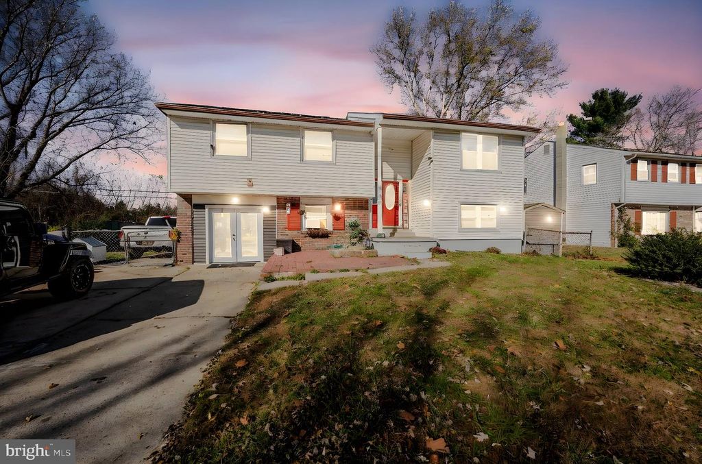 809 BACON AVE, Dover, DE 19901