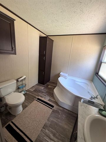 285 County Road 2221, Cleveland, TX 77327