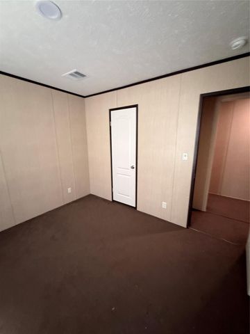 285 County Road 2221, Cleveland, TX 77327
