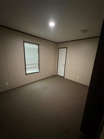 285 County Road 2221, Cleveland, TX 77327