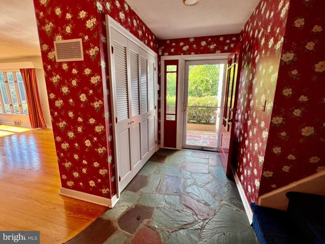 120 MORNINGSIDE DR, Trenton, NJ 08618