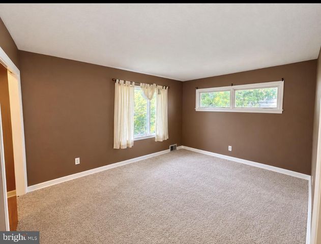120 MORNINGSIDE DR, Trenton, NJ 08618
