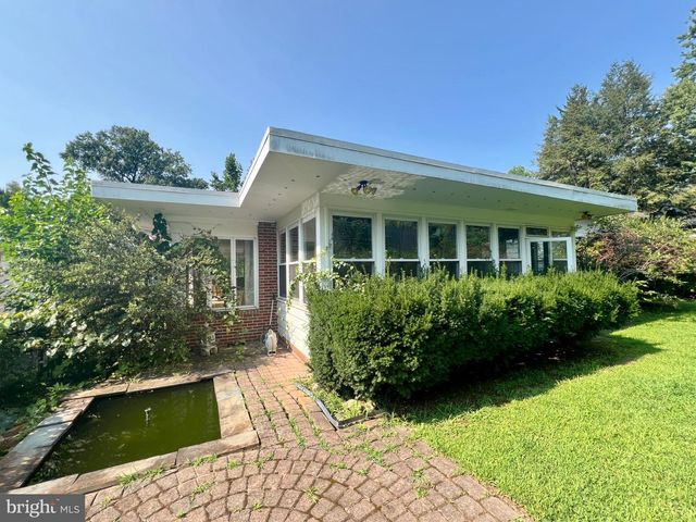 120 MORNINGSIDE DR, Trenton, NJ 08618