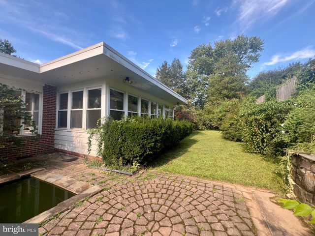 120 MORNINGSIDE DR, Trenton, NJ 08618