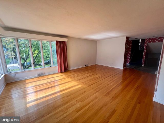 120 MORNINGSIDE DR, Trenton, NJ 08618