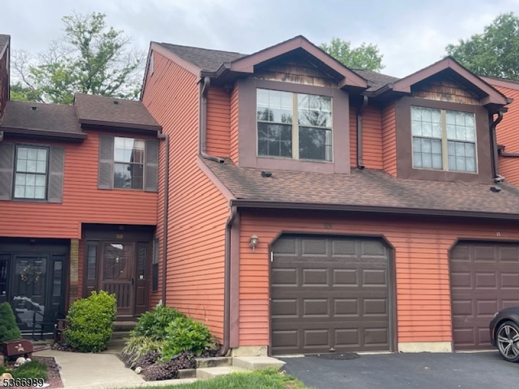 59 Bayberry Dr, Franklin Twp., NJ 08873