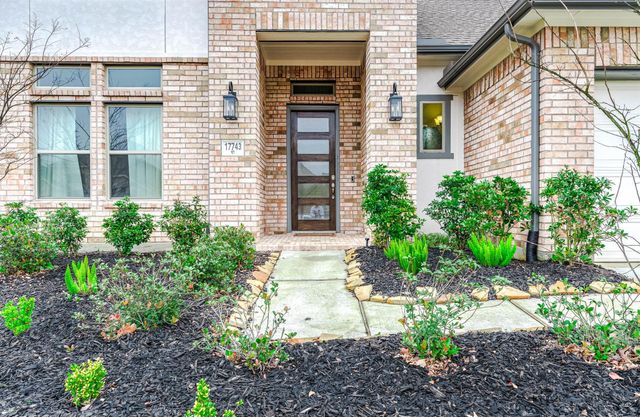 17743 Misty Brook Lane, Conroe, TX 77302