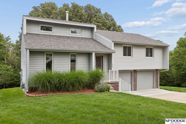 1909 N Ridge Drive, Plattsmouth, NE 68048