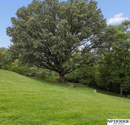 1909 N Ridge Drive, Plattsmouth, NE 68048