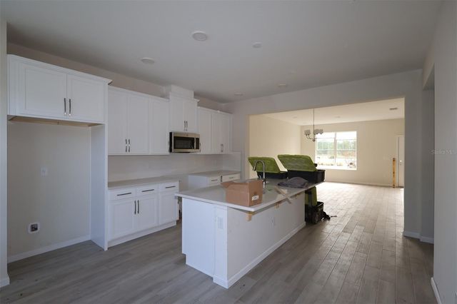 5204 CENTER LAKE RANCH BOULEVARD, St Cloud, FL 34771