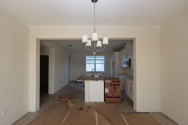 5204 CENTER LAKE RANCH BOULEVARD, St Cloud, FL 34771