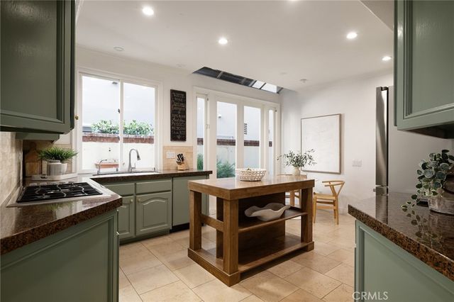 6201 Cordoba Court, Long Beach, CA 90803