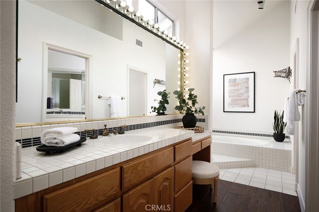 6201 Cordoba Court, Long Beach, CA 90803