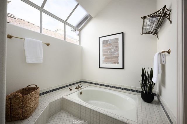 6201 Cordoba Court, Long Beach, CA 90803