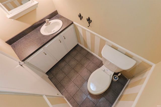 1206 Congress Avenue, South Bend, IN 46615