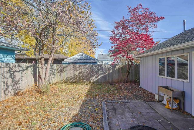 1206 Congress Avenue, South Bend, IN 46615