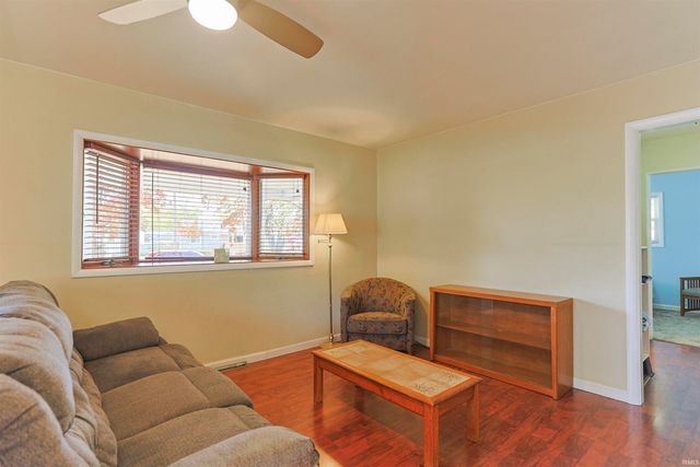 1206 Congress Avenue, South Bend, IN 46615