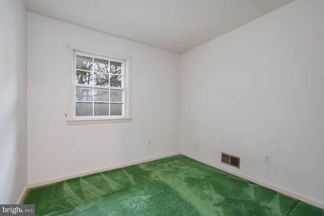 9403 AVENEL RD, Silver Spring, MD 20903