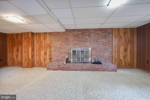 9403 AVENEL RD, Silver Spring, MD 20903