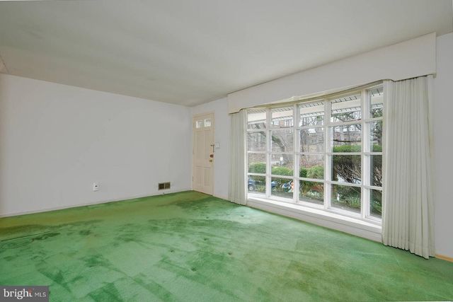 9403 AVENEL RD, Silver Spring, MD 20903