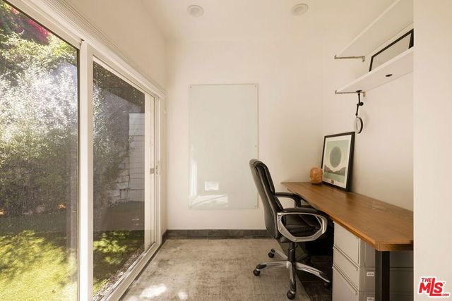 3414 N Knoll Drive, Los Angeles, CA 90068