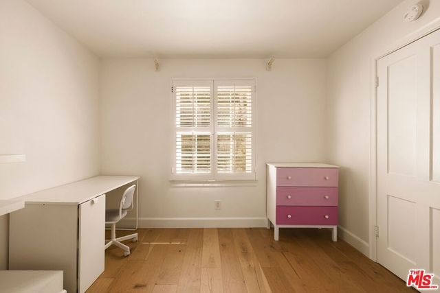 3414 N Knoll Drive, Los Angeles, CA 90068