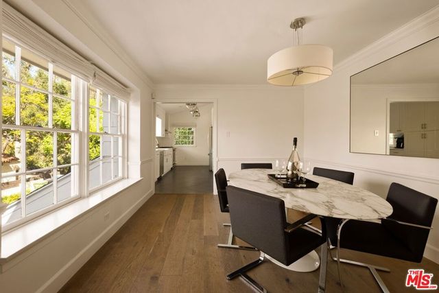 3414 N Knoll Drive, Los Angeles, CA 90068
