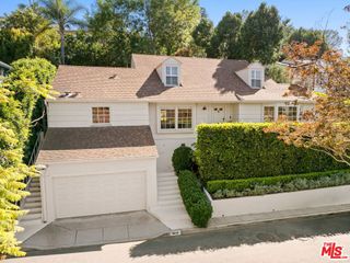 3414 N Knoll Drive, Los Angeles, CA 90068