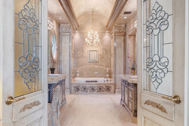 107 Western Lane, Lafayette, LA 70507