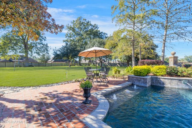 107 Western Lane, Lafayette, LA 70507