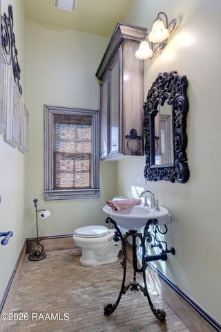 107 Western Lane, Lafayette, LA 70507