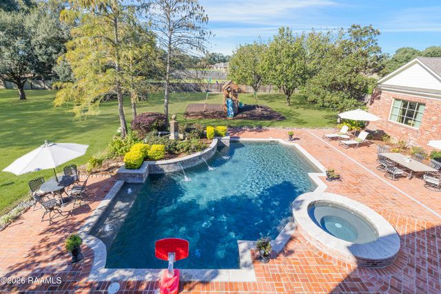 107 Western Lane, Lafayette, LA 70507