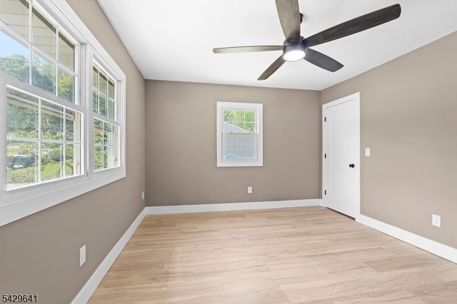 8 Andrea Dr, Vernon Twp., NJ 07462
