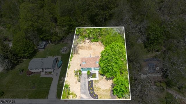 8 Andrea Dr, Vernon Twp., NJ 07462