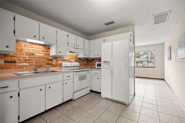 8449 SW 105TH PLACE, Ocala, FL 34481