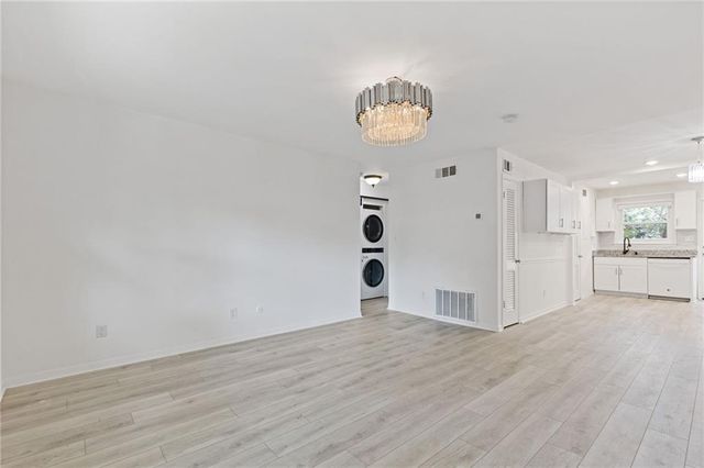 3510 Roswell Road APT C2, Atlanta, GA 30305