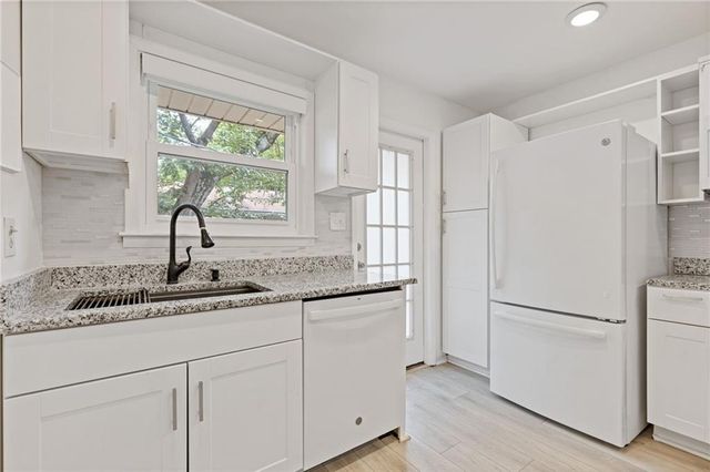 3510 Roswell Road APT C2, Atlanta, GA 30305