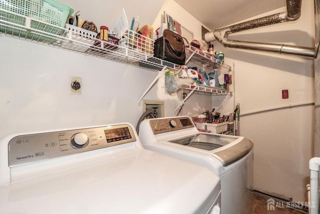 118 Selby Court, Franklin, NJ 08873