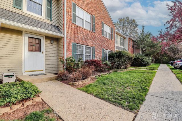 118 Selby Court, Franklin, NJ 08873