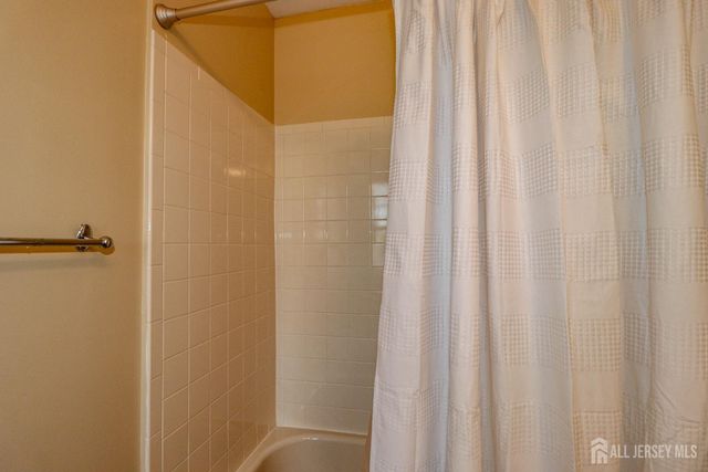 118 Selby Court, Franklin, NJ 08873