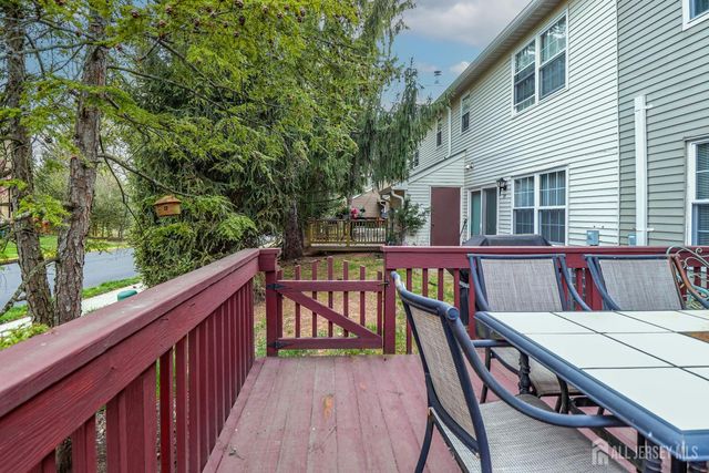 118 Selby Court, Franklin, NJ 08873