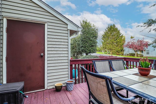 118 Selby Court, Franklin, NJ 08873