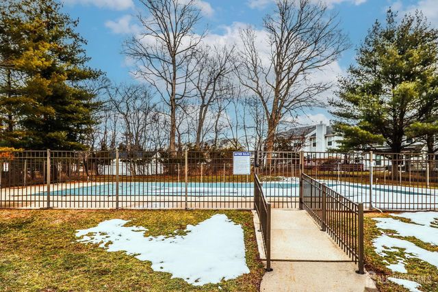 118 Selby Court, Franklin, NJ 08873