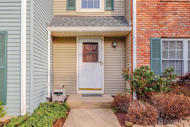 118 Selby Court, Franklin, NJ 08873