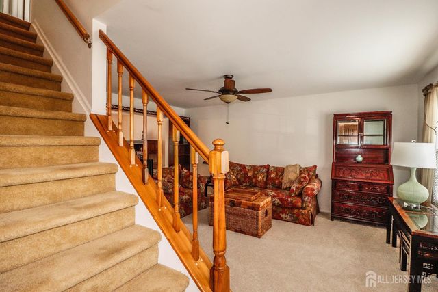 118 Selby Court, Franklin, NJ 08873