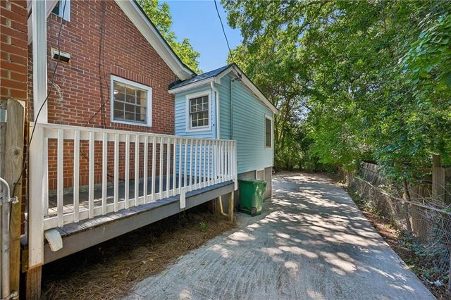 523 Ashburton Avenue, Decatur, GA 30032