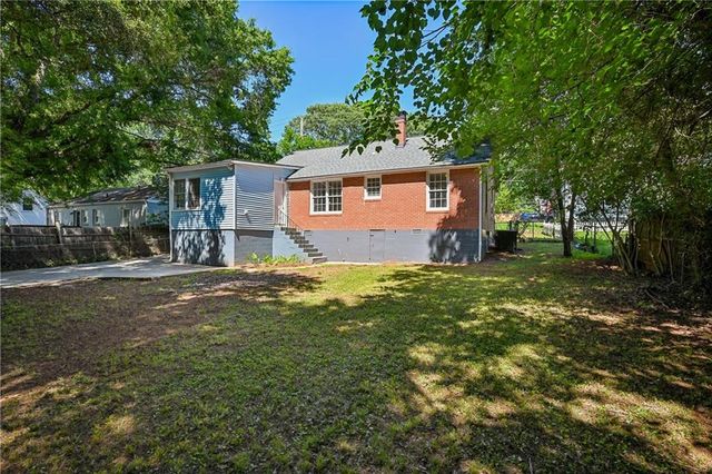 523 Ashburton Avenue, Decatur, GA 30032