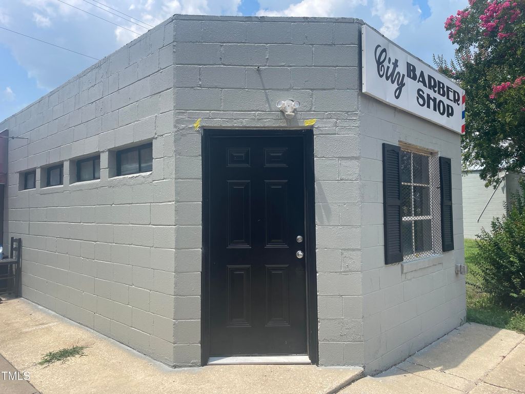 109 W Edgerton Street A, Dunn, NC 28334