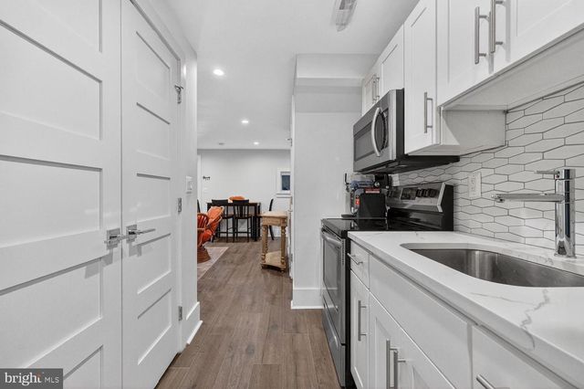 2214 NORTH CAPITOL ST NW, Washington, DC 20002